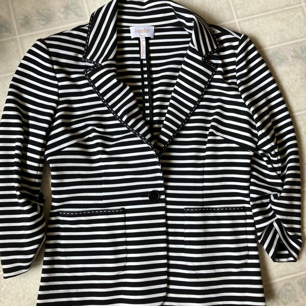 Laundry by Shelli Segal Striped Knit Black White Stripe Ruched Sleeve Blazer